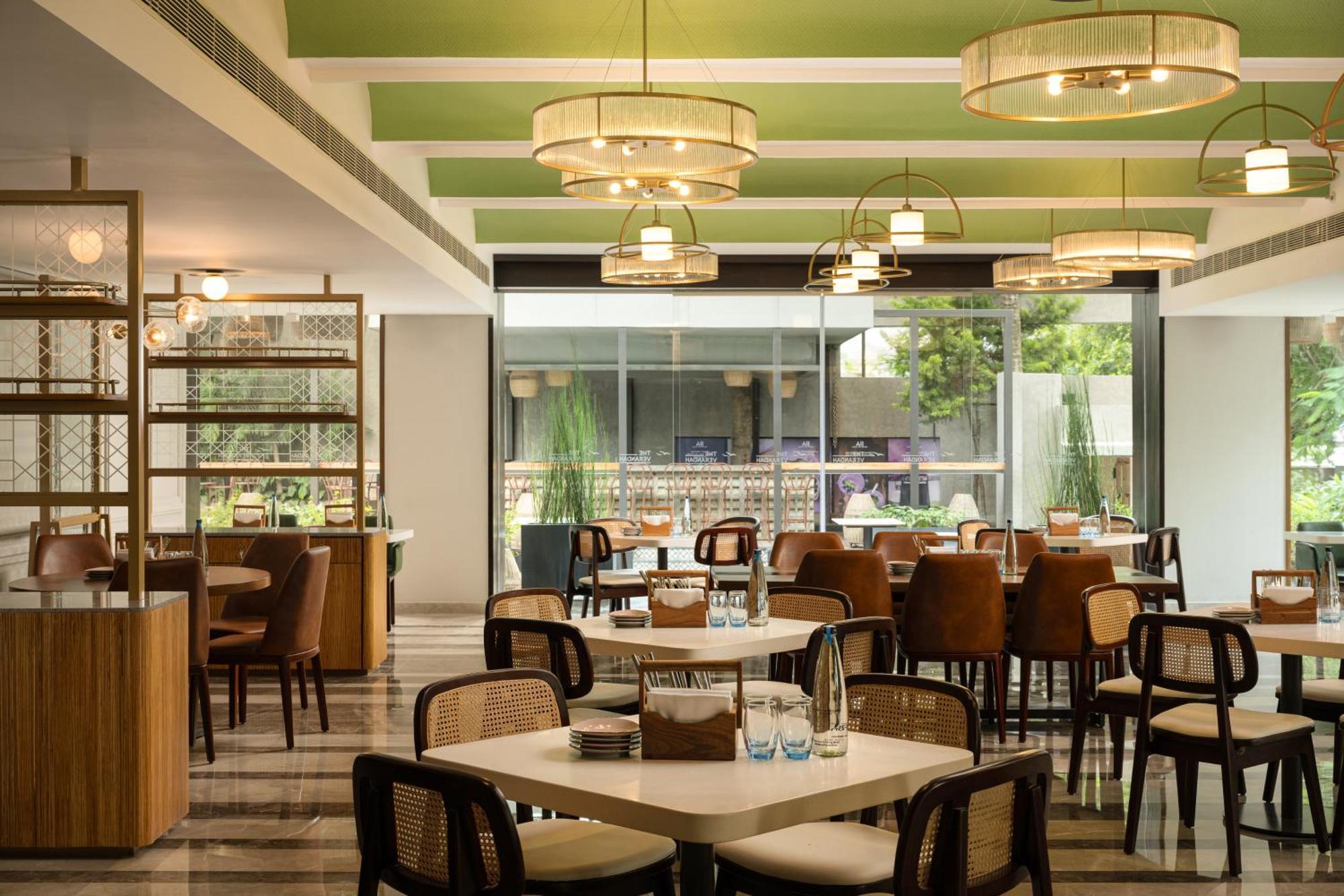 Grand Mercure Bangalore - An Accor Brand Kültér fotó