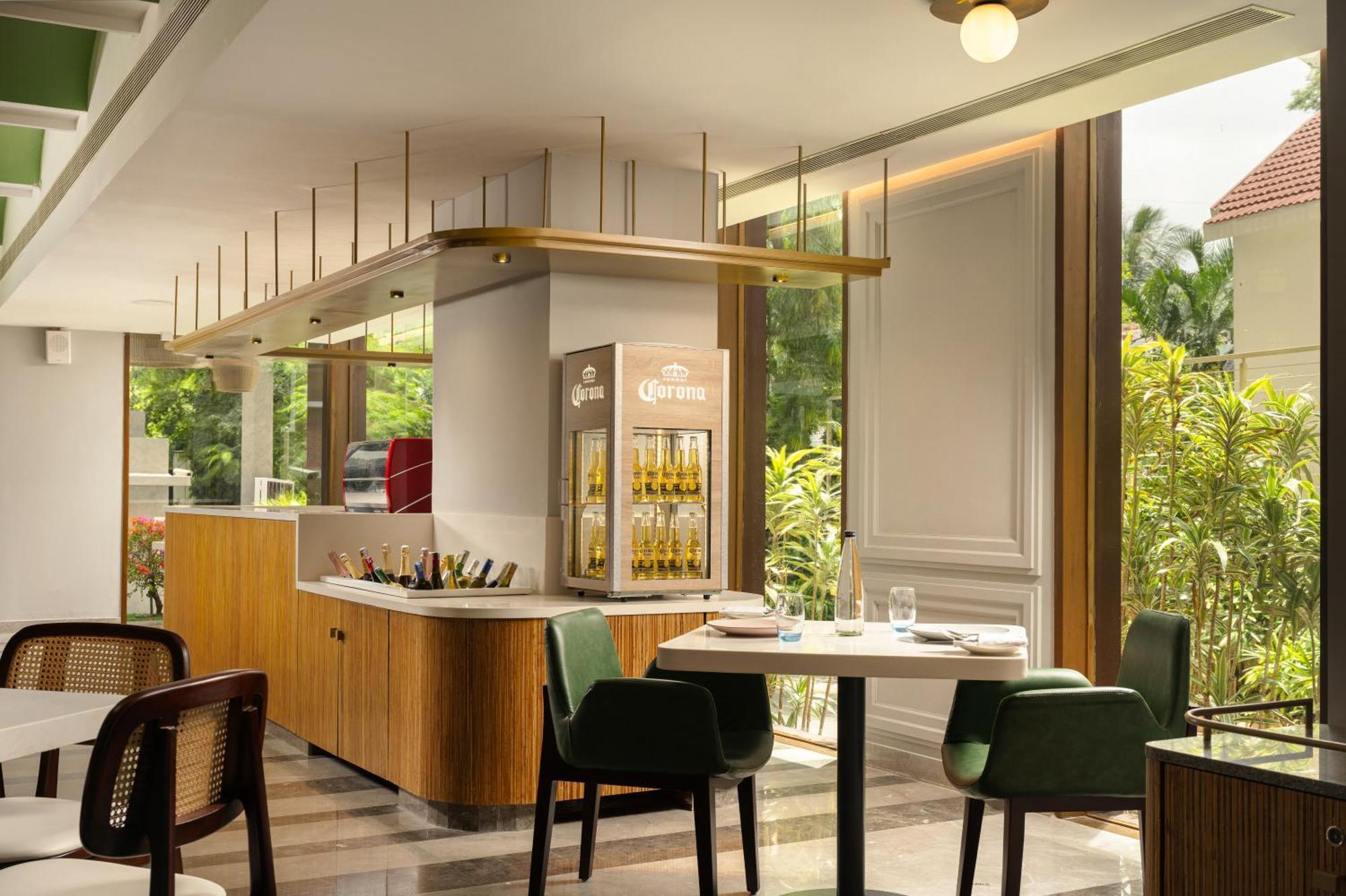 Grand Mercure Bangalore - An Accor Brand Kültér fotó