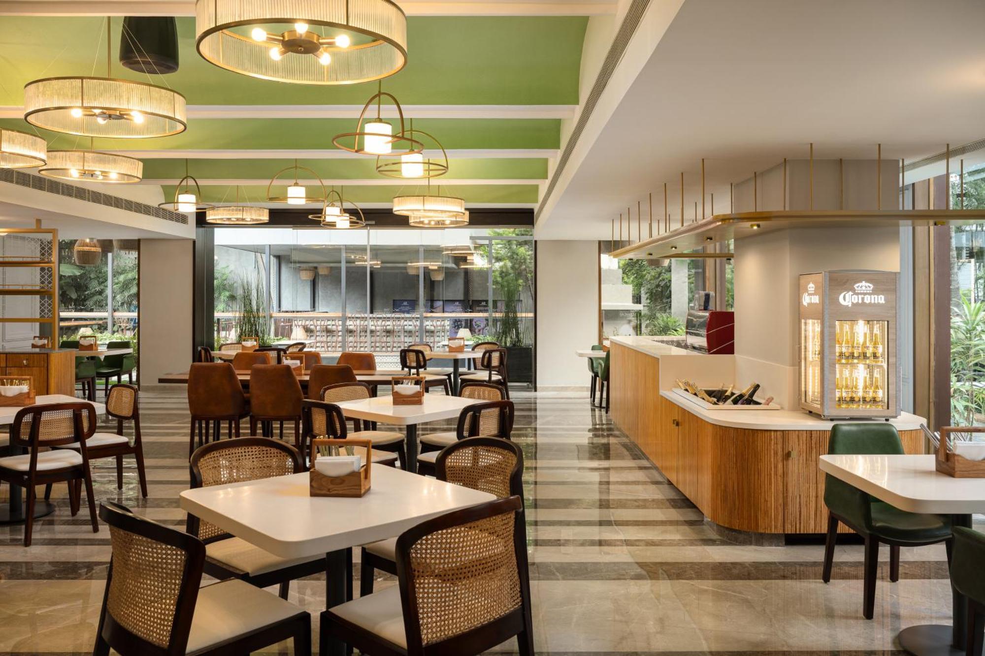 Grand Mercure Bangalore - An Accor Brand Kültér fotó