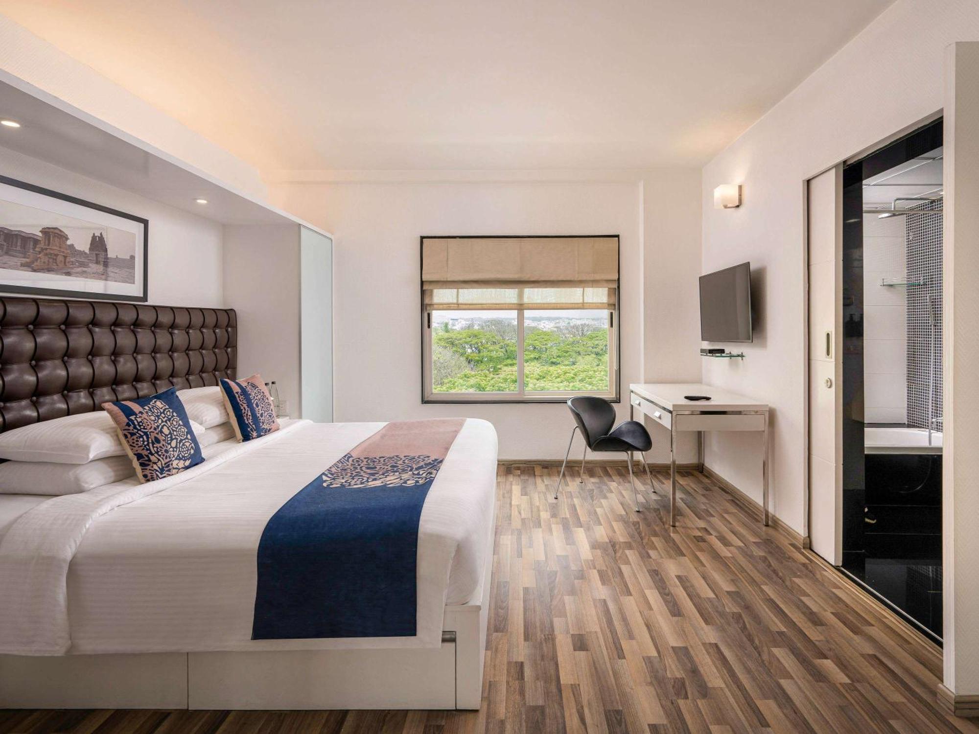Grand Mercure Bangalore - An Accor Brand Kültér fotó