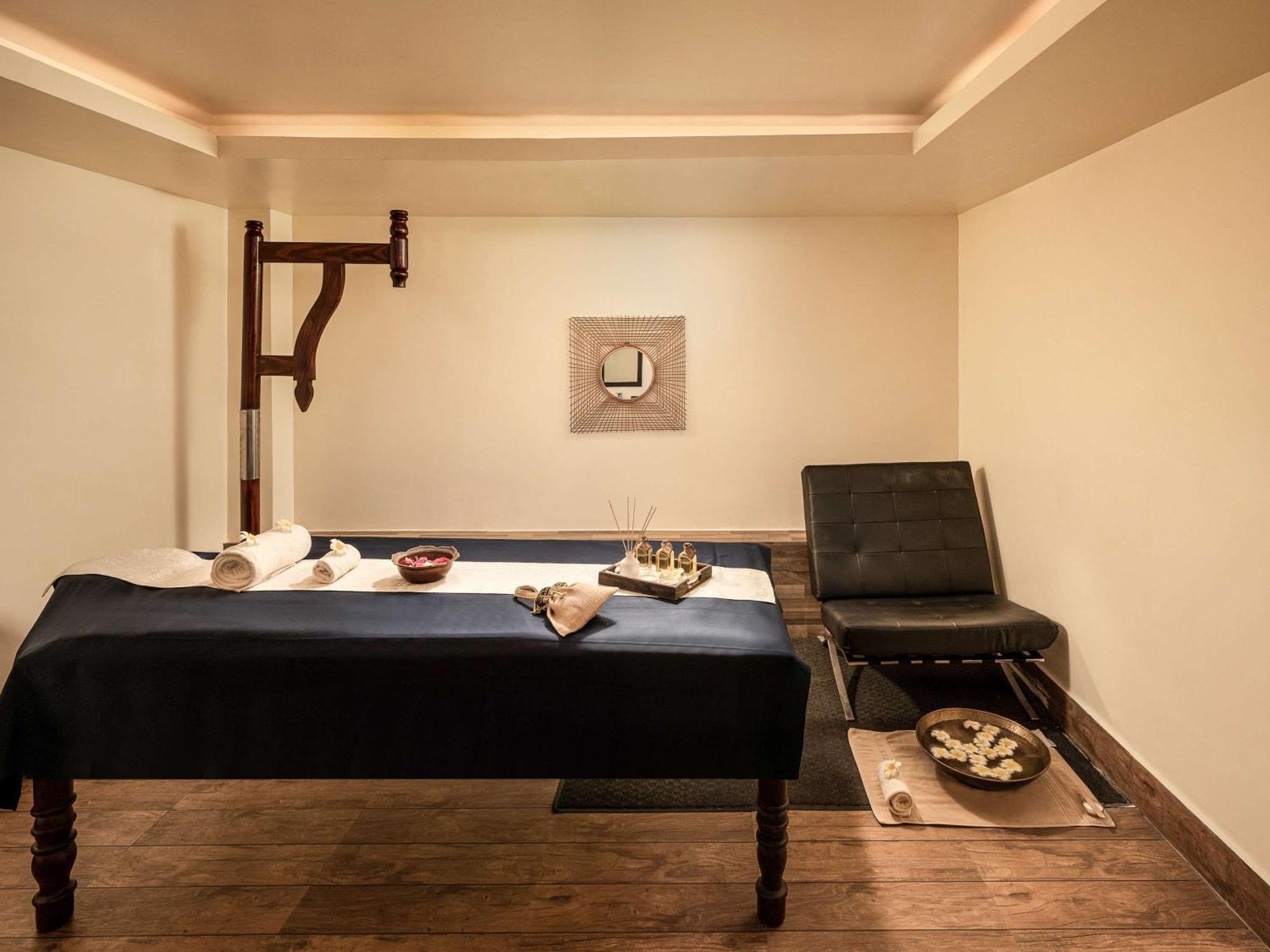 Grand Mercure Bangalore - An Accor Brand Kültér fotó