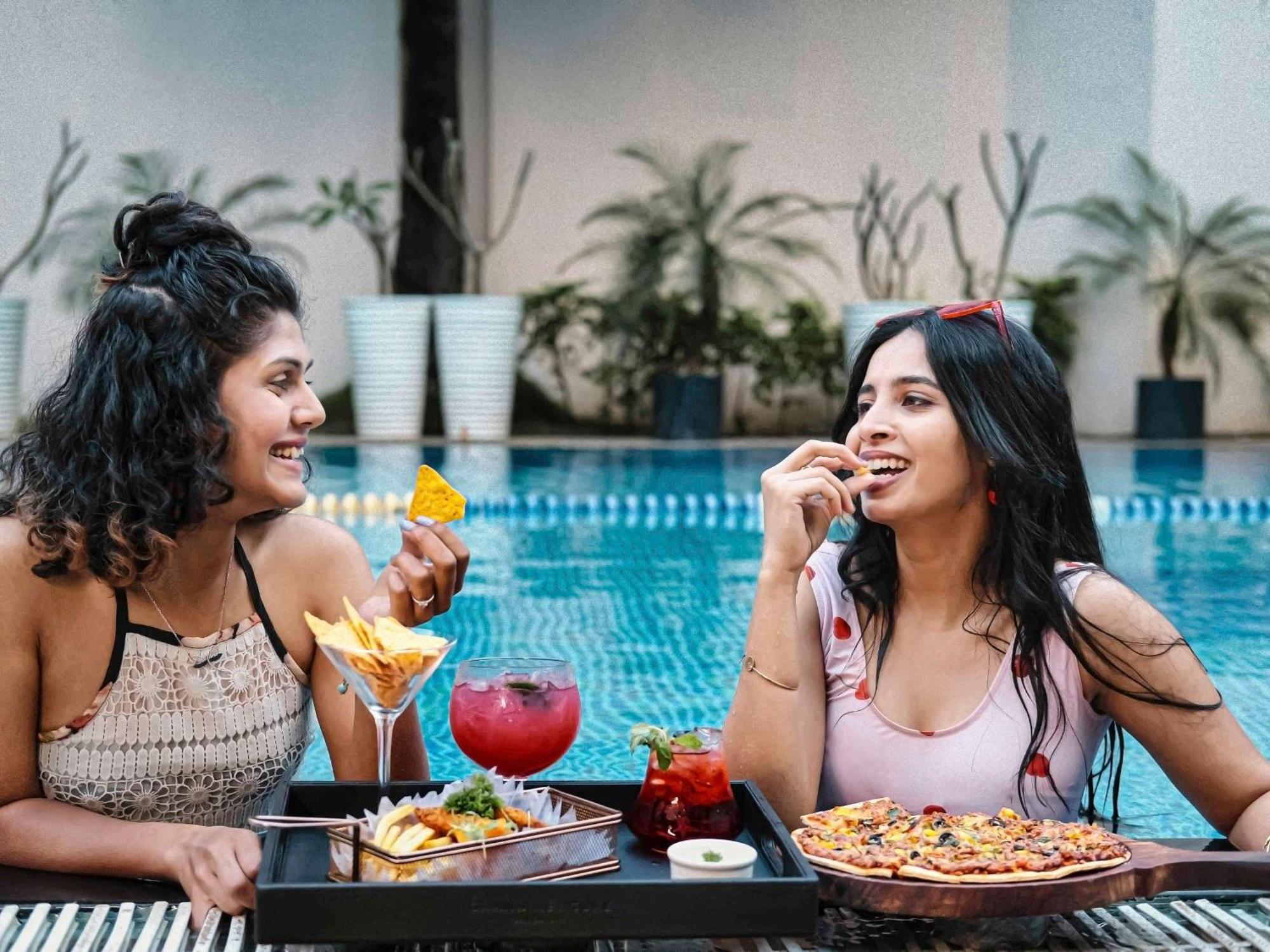 Grand Mercure Bangalore - An Accor Brand Kültér fotó